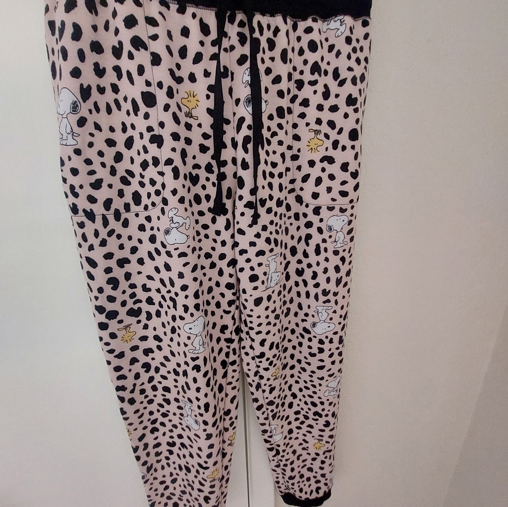 Pj's - Picture 4 of 7